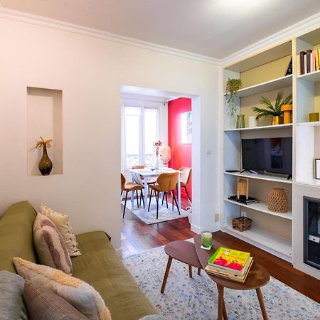 Charming Apartment In Heart Of París Exterior foto